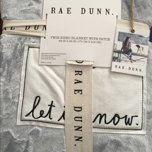 NWT Rae Dunn Blanket‎